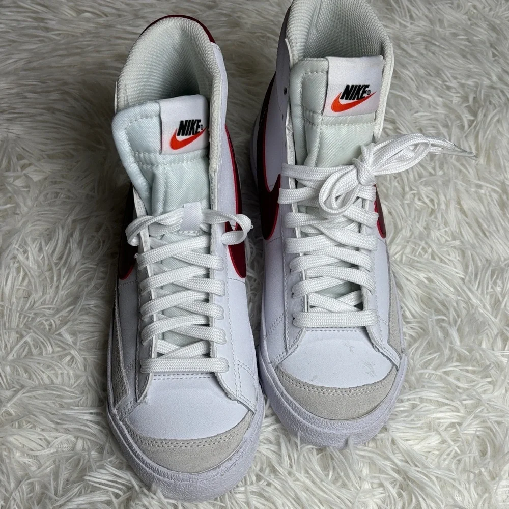 Nike Blazer Mid '77 Unisex Kids Shoes Sneakers